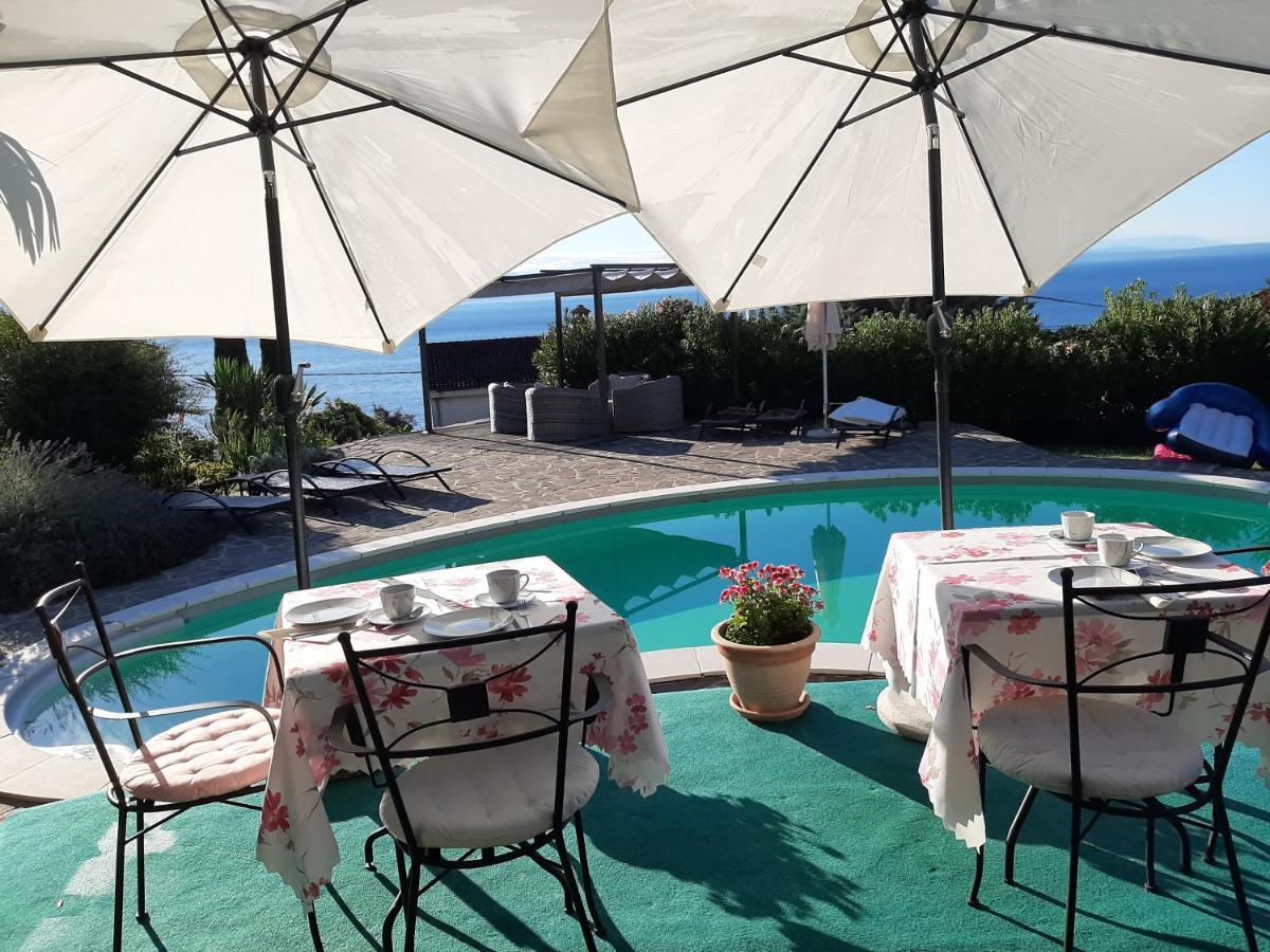 B&B Eva Ičići Esterno foto