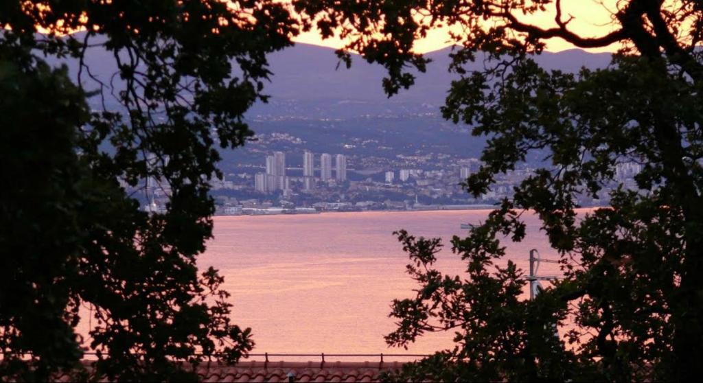 B&B Eva Ičići Esterno foto
